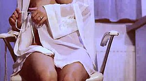 i finger my hairy wet pussy to a shaking climax 😍💦