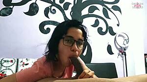 carahoneyy makes me cum three times in a row and swallows every drop