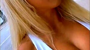 Muscular fit kitty doggystyles street stranger