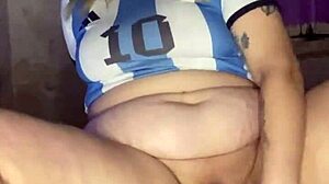 latina squirts rain from solo dildo teasing?