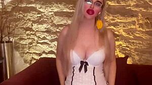 goddess belly dancer with glasses fucking to music you can't resist!