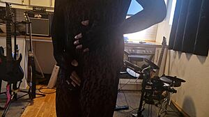 kit willer, rip my heels off and gape ass for your cock cum!