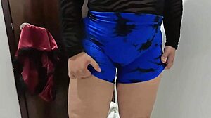 Mi amigo's sexy mama's huge culote shakes in leggings prepping wet pussy play.