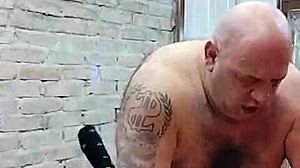 Muscular Hottie Begs Bodybuilder for Creampie in Tight Little Pussy?