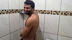 couple mattos goes raw doggystyle then pauses vid to slip on condom quick