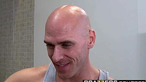 big tits milf sophia lomeli fucks johnny sins office sports