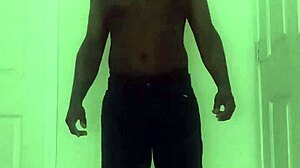 girl keeps singing and dancing wildly for viewers nonstop!