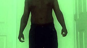 girl keeps singing and dancing wildly for viewers nonstop!