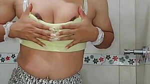 Rica Pollita Transsexual Thrusts Her Hard Cock Deep