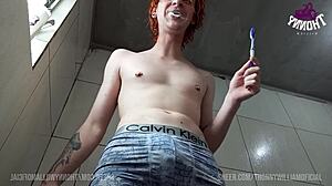 open yer mouth babe... take all my hot saliva now!!