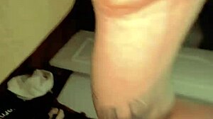 Damn! Fucking Cuñada While She Scrolls TikTok