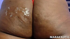 Santa's thick cumload gifts curvy ebony's juicy big ass