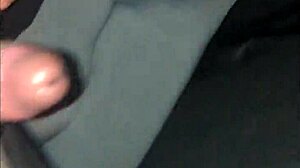 madre soltera chupa pinga en taxi por calles de lima