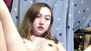 amateur japanese babe fingers herself horny until massive squirt