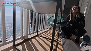 Hago mamada bisexual en publico al mar con pareja costumes cowgirl creampie riding trailer