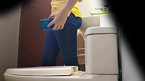 hidden spy cam catches argentinian hermanastra pissing upskirt in miniskirt