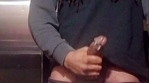 キッチンでザーメンまみれの楽しいドロドロ乱れ