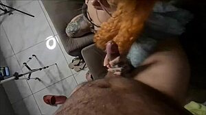 Ruiva Webcam Slut Flashes Pink Pussy for Cuck Fans