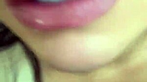 asiática gostosa stopped by cop fucks raw in the woods