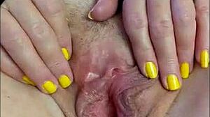 Hotwife Steffi Shakes Huge Pussy Lips In Seductive Dance PMV