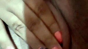 Novinha fingers pussy hard in hot solo masturbation frenzy!