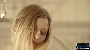 Ebony milf leola bell strips to reveal shaved pussy curves