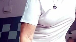 i can't stop watching oma fuck her hairy pussy with that toy every night