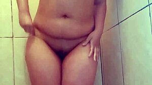 shaving my tight pussy smooth and fresh... love recording to make you crave it so bad?