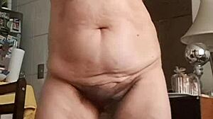 her yoga pelvic moves look so sexually tempting