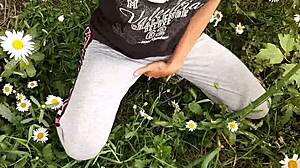 Hey neighbor, spy me fingering pussy to orgasm in the daisies outside?