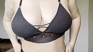 Who's craving this blonde's whipped ass filled with hot cream?