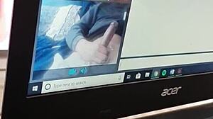 horny teen 18+ fingers herself live on cam chat