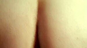 her yoga pelvic moves look so sexually tempting