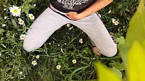 Hey neighbor, spy me fingering pussy to orgasm in the daisies outside?