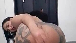 ebony latina biamorenamg shaves juicy big clit pussy squirts hard on vibrator toys