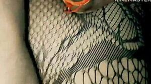 DESI GIRL BENT OVER TAKING BIG COCK DOGGYSTYLE