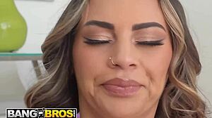 Essie Gotback Catches StepsOn Jacking Off And Teaches Oily Pussy Riding