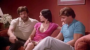 Vintage Body Girls Deliver Cumshot Group Bang in 1983 Classic