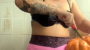 Halloween Kitchen Flashing Big Pussy Lips Before Becoming Dessert for Husband's Friend