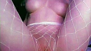 big tits camgirl jolienne bounces and squeezes her huge rack