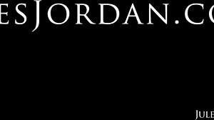 everyone's staring at kali roses' thick juicy ass in lingerie