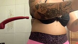 Halloween Kitchen Flashing Big Pussy Lips Before Becoming Dessert for Husband's Friend