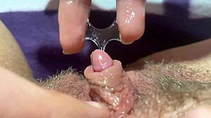 Huge Clitoris Teases Orgasm With Rubbing And Jerking In Extreme Closeup