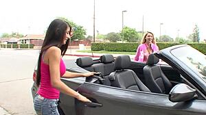 two lesbos tongue-fuck pussies, wanna join?