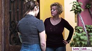 Fan girl licks milf actress pussy