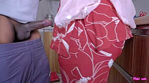 Hijabi stepsis hides hairy creampie from bhaijaan in kitchen?