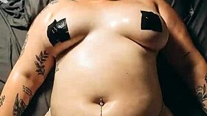 Brazilian BBW Aiaiai Shakes Curves