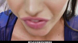 Desiree Dulce's Hot Mylf Body Worships Monster Cock Deep!