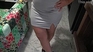 wanna watch your french stepmom piss from her hairy pussy while you stare?