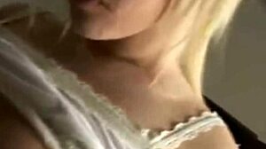 horny beauty flashes those nice tits